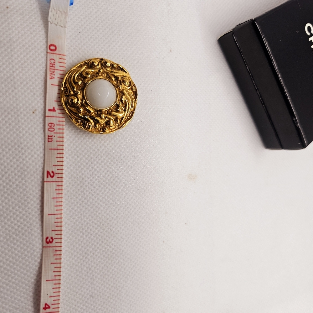 Chanel Pin Brooch - Picture 7 of 12